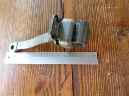 T&uuml;rhalter lang hinten